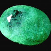 11,35 карата Естествен зелен Изумруд Замбийски  сертифициран камък, снимка 1 - Други - 37311428