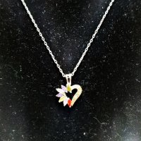 Нежна Сребърна Висулка Сърце от Цветни Циркони върху дълъг синджир около 60см , снимка 3 - Колиета, медальони, синджири - 43010756