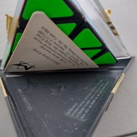 pyraminx mefferts 1981 г пъзел в стила на Кубчето на Рубик., снимка 4 - Колекции - 34705455