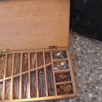 Стари игли за брошки с кутия,1890г,немски, снимка 3 - Антикварни и старинни предмети - 43909518