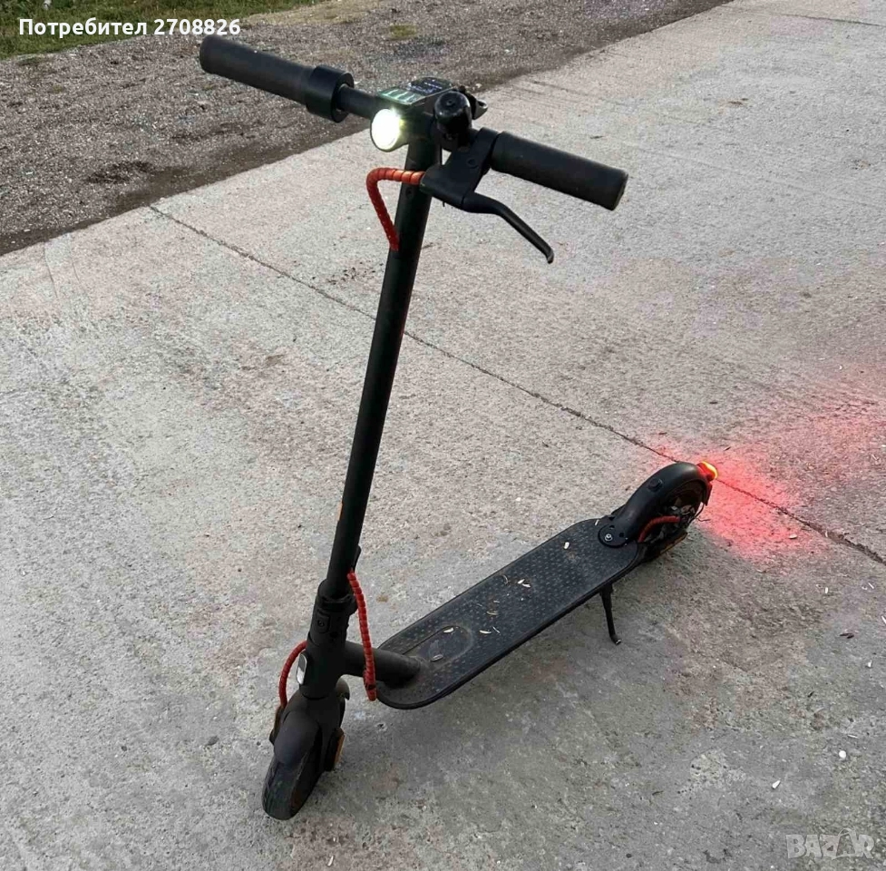 Само за 299 лева ! Xiaomi Mi Electric Scooter Pro 2 перфектна, зарядно, снимка 1