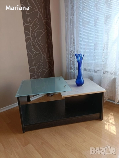Стъклена холна масичка , снимка 1