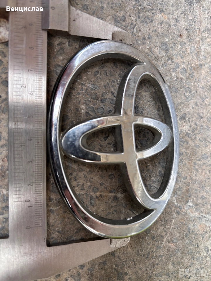 Задна емблема за Тойота Ярис, снимка 1