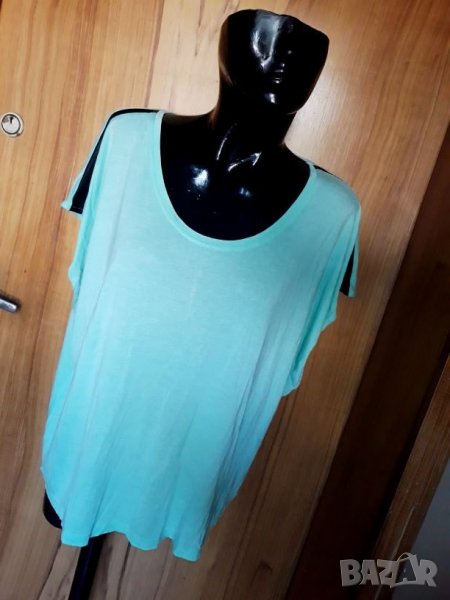 Тюркоазена широка тениска с черни ленти на рамената ХЛ, снимка 1