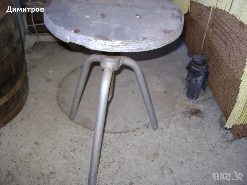 Столче на винт , снимка 1