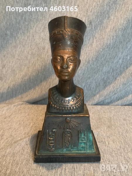НЕФЕРТИТИ египетска скулптура, бюст , снимка 1