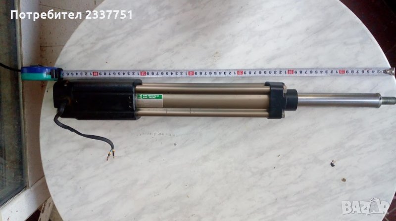 Електрически цилиндър с прецизно у-ние, 12V DC серво мотор, снимка 1
