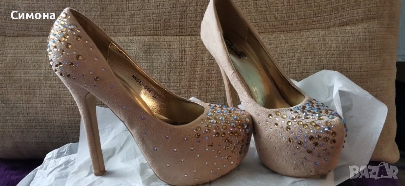 Обувки на висок ток, снимка 1