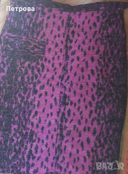 Впечатляваща пола, нова, права, снимка 1