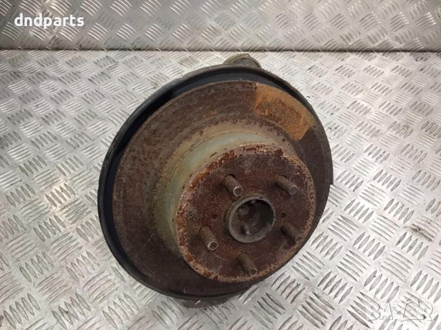 Заден ляв шенкел Toyota Avensis,2.0D4-D,2001г.