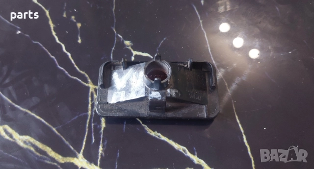 Мигач Калник VW Пасат 3 - 4 - 357949117, снимка 3 - Части - 51674177