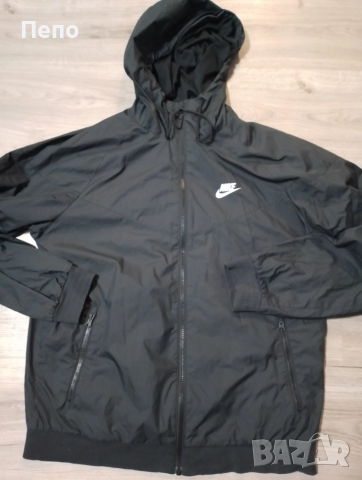 Мъжко яке Nike