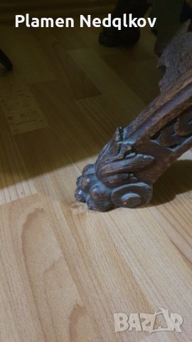 Масивен стар стол със орнаменти,глава и крака на лъв, снимка 4 - Столове - 39663658