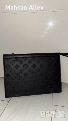 Чанта Клъч / тип плик Louis vuitton . НАЛИЧНИ !, снимка 4 - Чанти - 52564558