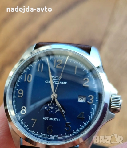 Swiss Glycine Combat classic moonphase, automatic, перфектен, бартер, снимка 3 - Мъжки - 53573719