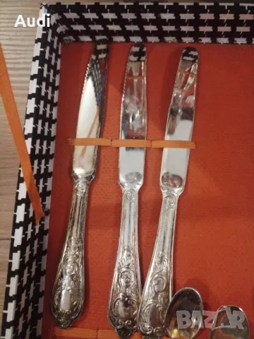 Посребрени прибори за хранене. Комплекта е в кутия  Комплектьт включва: Вилица и льжица за сервиране, снимка 5 - Прибори за хранене, готвене и сервиране - 50181454