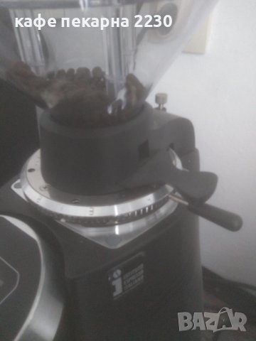 Професионална кафемелачка MAZZER MAJOR V electronic, снимка 9 - Кафемашини - 43534021