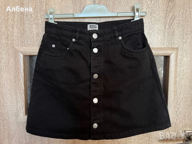 Дънкова пола с копчета Weekday, снимка 6 - Поли - 50917421