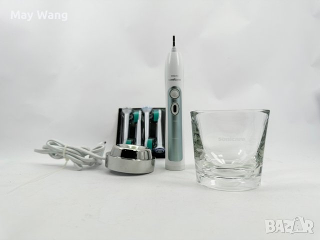 Електрическа четка за зъби Philips Sonicare Diamond Clean, 5 режима, 4 съвместими накрайника, Нов, снимка 6 - Други - 40600169