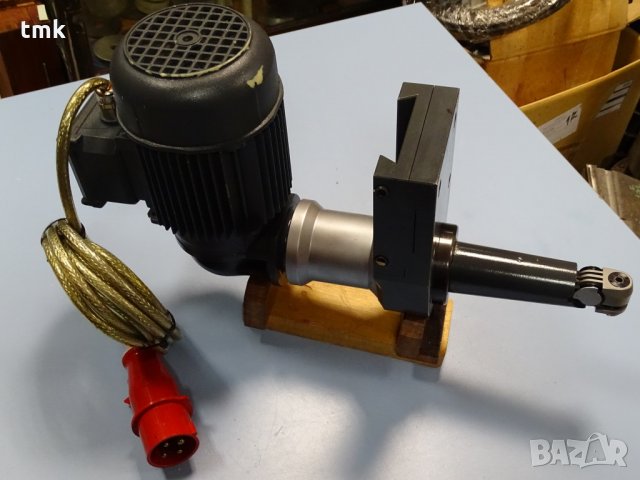 Ъглова високооборотна глава Deckel Corner Milling Spindle Head 2036, снимка 9 - Резервни части за машини - 32821126