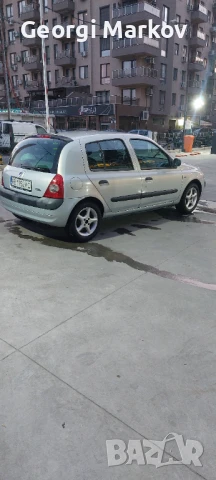 Продавам перфектен автомобил!!Много запазен оригинална заводско боя 2ри собственик,обслужена!!!, снимка 4 - Автомобили и джипове - 40673772