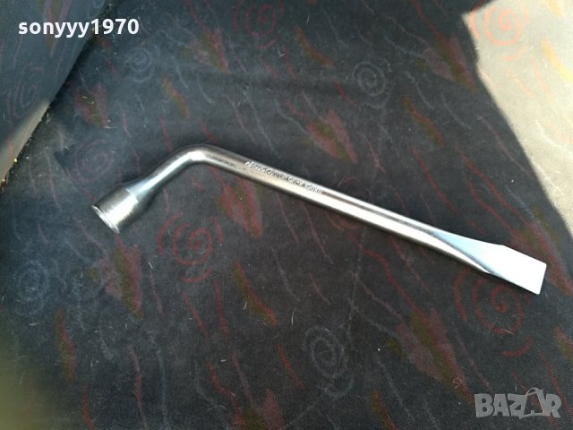 ключ гуми 19мм усилен 2104211055, снимка 2 - Аксесоари и консумативи - 32628384