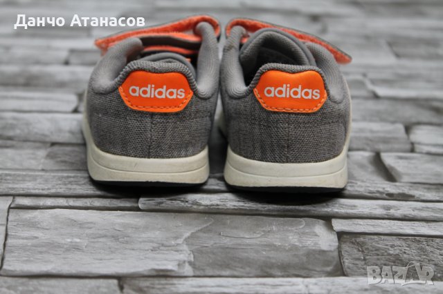 Детски маратонки Adidas, снимка 4 - Детски маратонки - 39720095