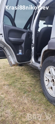 Jeep cherokee 2.5, снимка 10 - Автомобили и джипове - 53487875