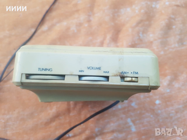 Радио часовник будилник с лампа и аларма BOSS, снимка 6 - Радиокасетофони, транзистори - 53447145