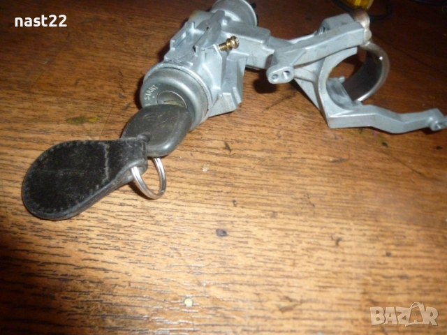 Контактен ключ с ключ Дайхатсу Териос 1.3 83 к.с, снимка 3 - Части - 51474839