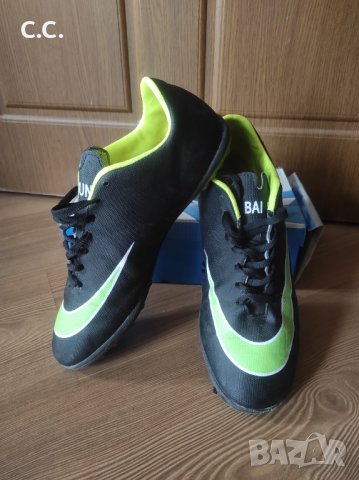 Футболни обувки,размер 41