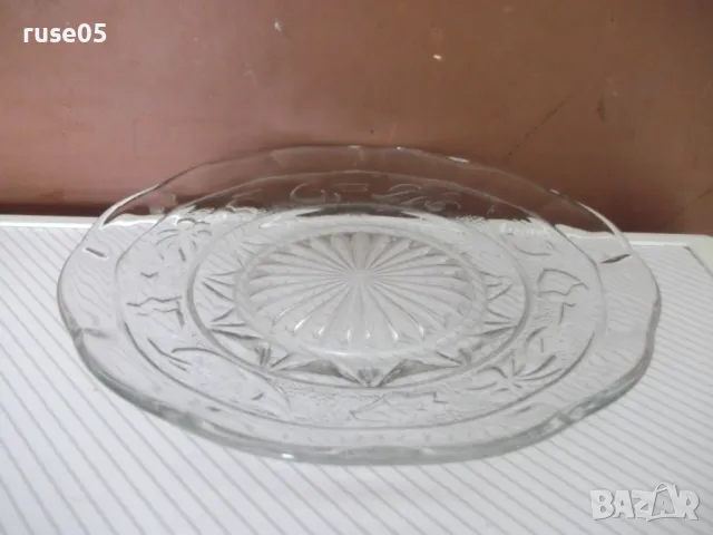 Чиния стъклена