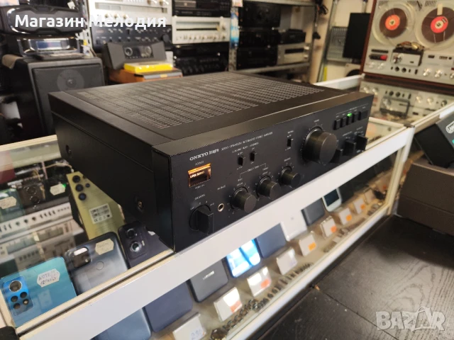 Усилвател ONKYO Integra A-8015 Две по 90 ватан на 4 ома. Леки козметични забележки, перфектно технич, снимка 7 - Ресийвъри, усилватели, смесителни пултове - 51340353