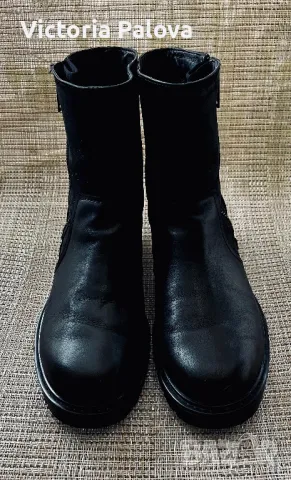 Маркови  кожени боти UGG  оригинал, снимка 3 - Дамски боти - 48287557