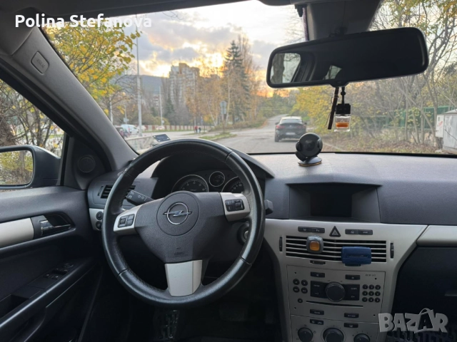 Opel Astra H GTC 1.6 автомат , снимка 4 - Автомобили и джипове - 52861293