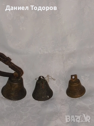Стари Бронзови  Звънчета, Камбанки, снимка 15 - Колекции - 46389426