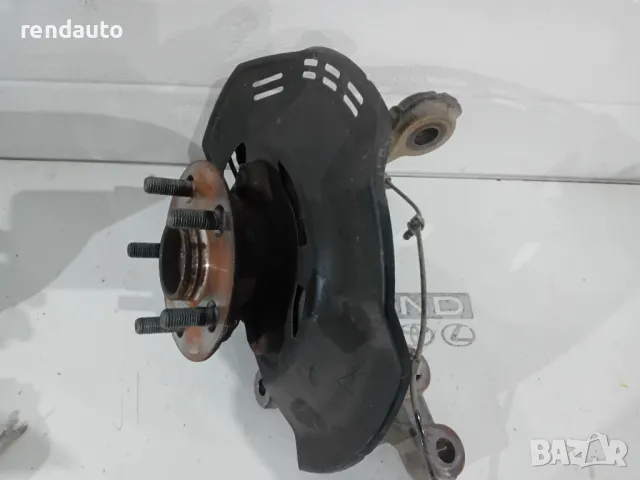 Шенкел с лагер главина Toyota Yaris P21 1.5 m15a 2020-2024