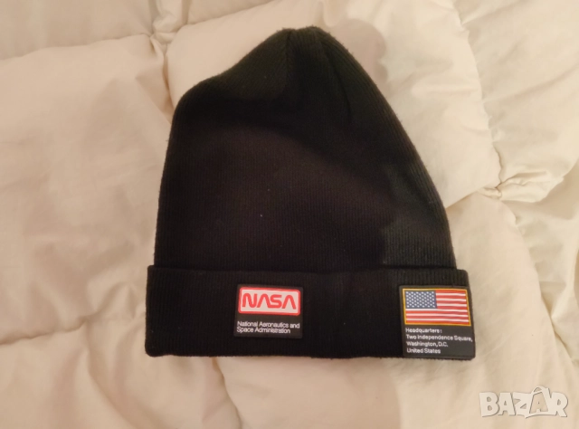 Зимна шапка NASA