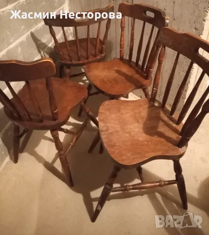 Кафява дървена разтегателна трапезна маса и 4 стола, снимка 2 - Маси - 49126402