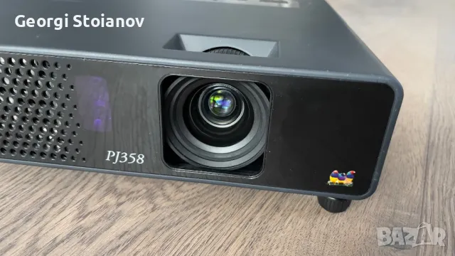 Проектор ViewSonic PJ358, снимка 2 - Плейъри, домашно кино, прожектори - 48078401