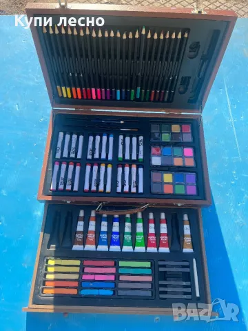 Бои и моливи