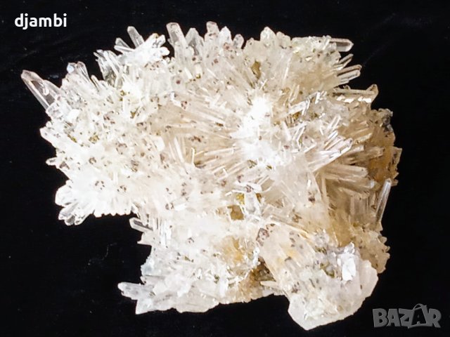 №104, Кварц, Планински кристал,Кварцова друза,Quartz Bulgaria,BGminerals,, снимка 3 - Декорация за дома - 44115984