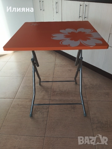 Маса,сгъваема,трапезна