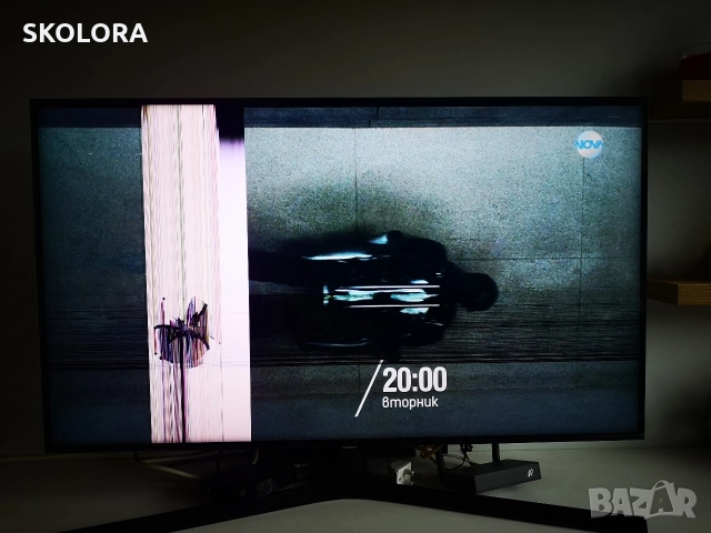 Телевизор Samsung UE43TU8502 счупен, работещ, на части, снимка 2 - Части и Платки - 52915084