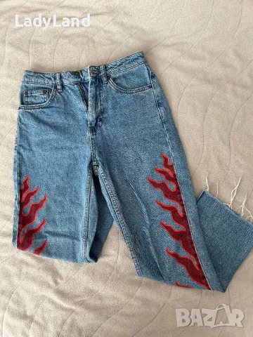 Дънки “Mommy jeans” 