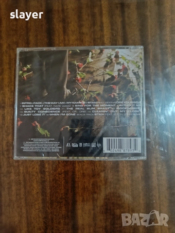 Нов оригинален диск Eminem, снимка 2 - CD дискове - 52513233