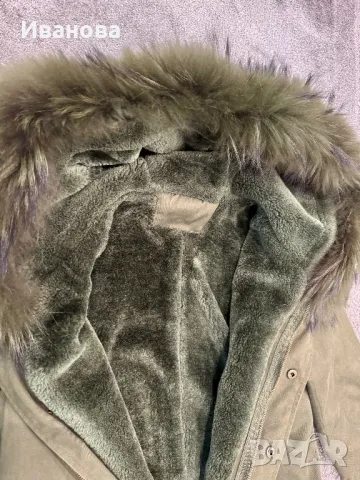 Дамска парка с естествен косъм от лисица, снимка 4 - Палта, манта - 49289244