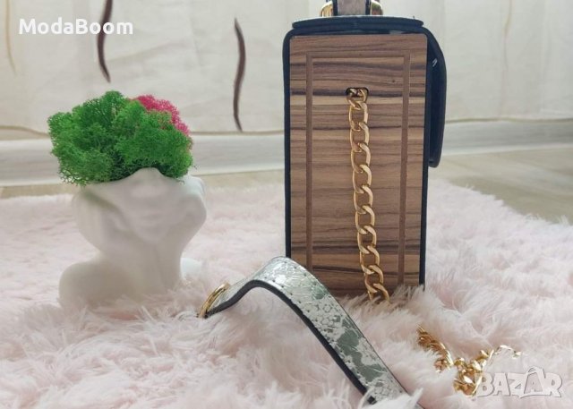 Дамска чанта, снимка 4 - Чанти - 39657594