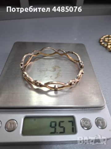 ЗЛАТНА ДАМСКА ГРИВНА ТВЪРДА  14К., снимка 2 - Гривни - 51025325