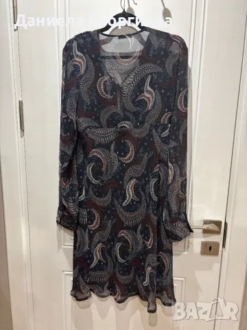 Прекрасна рокля Sisley, снимка 2 - Рокли - 48108010